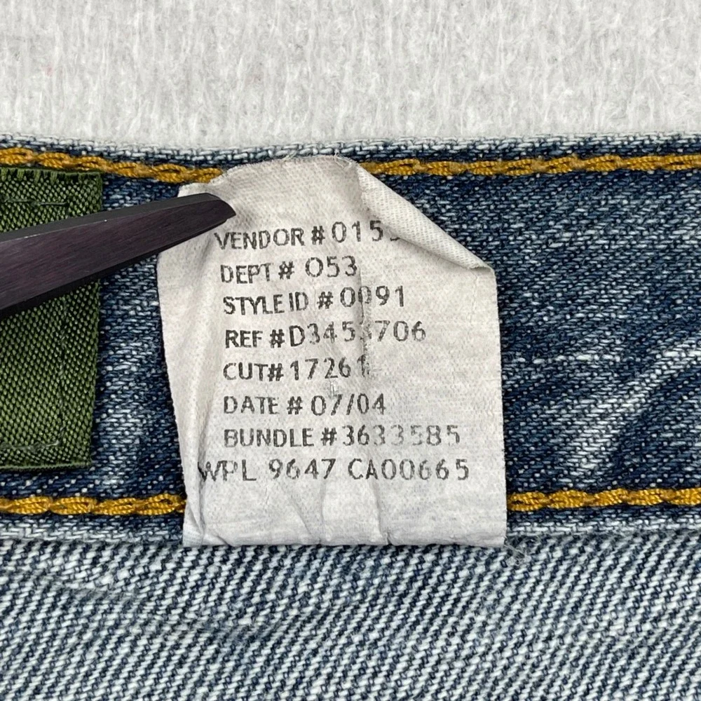 Eddie Bauer Original Fit Jeans Mens 38x30 Blue Cotton Straight Leg Denim Vintage